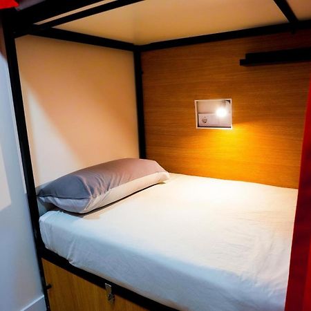 Fit Hostel Madrid Extérieur photo