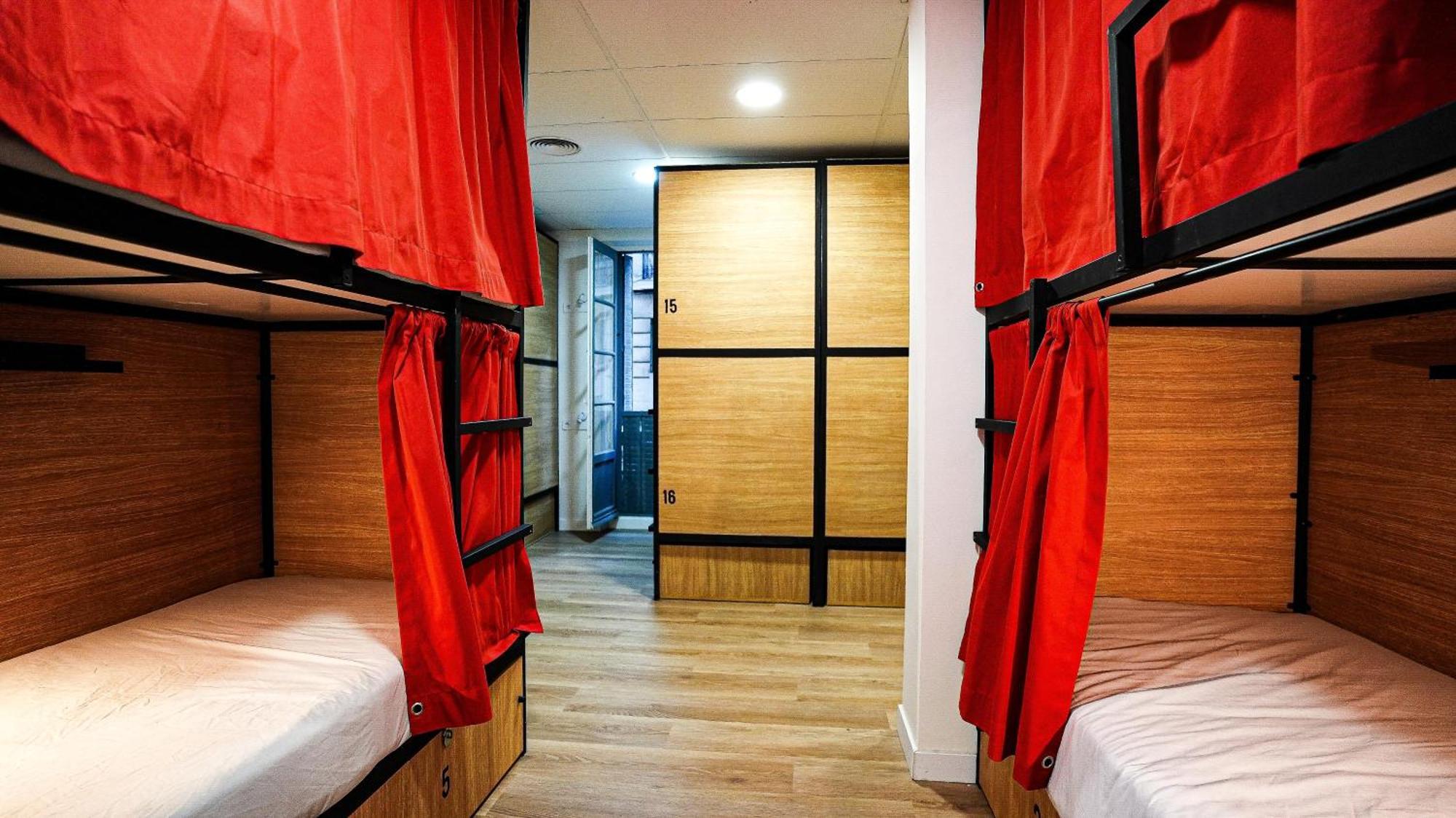 Fit Hostel Madrid Extérieur photo